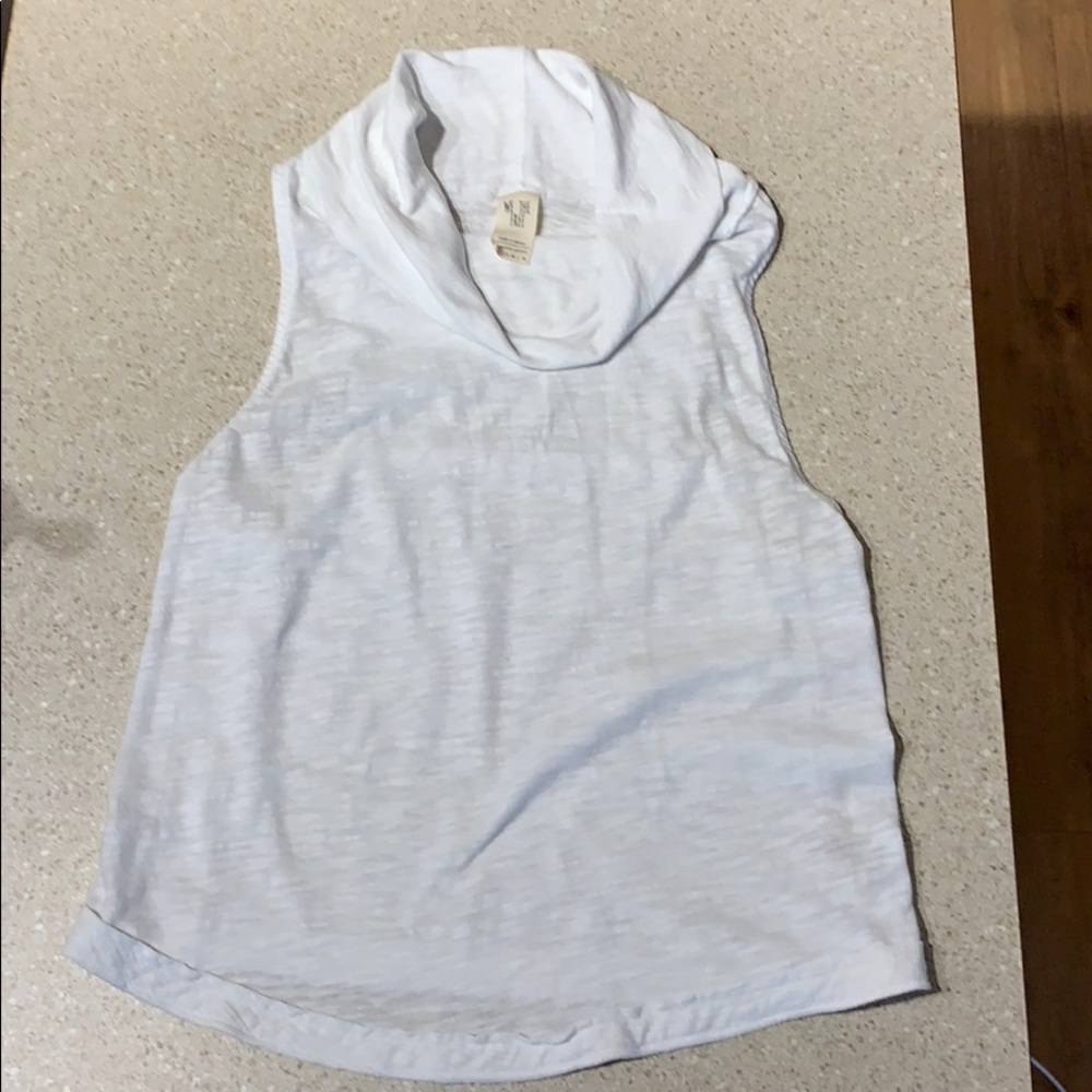 White we the free tank XS